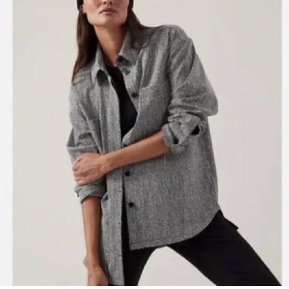 Athleta Braiden Shirt Jacket Button Up Black White Abstract Print Pockets M